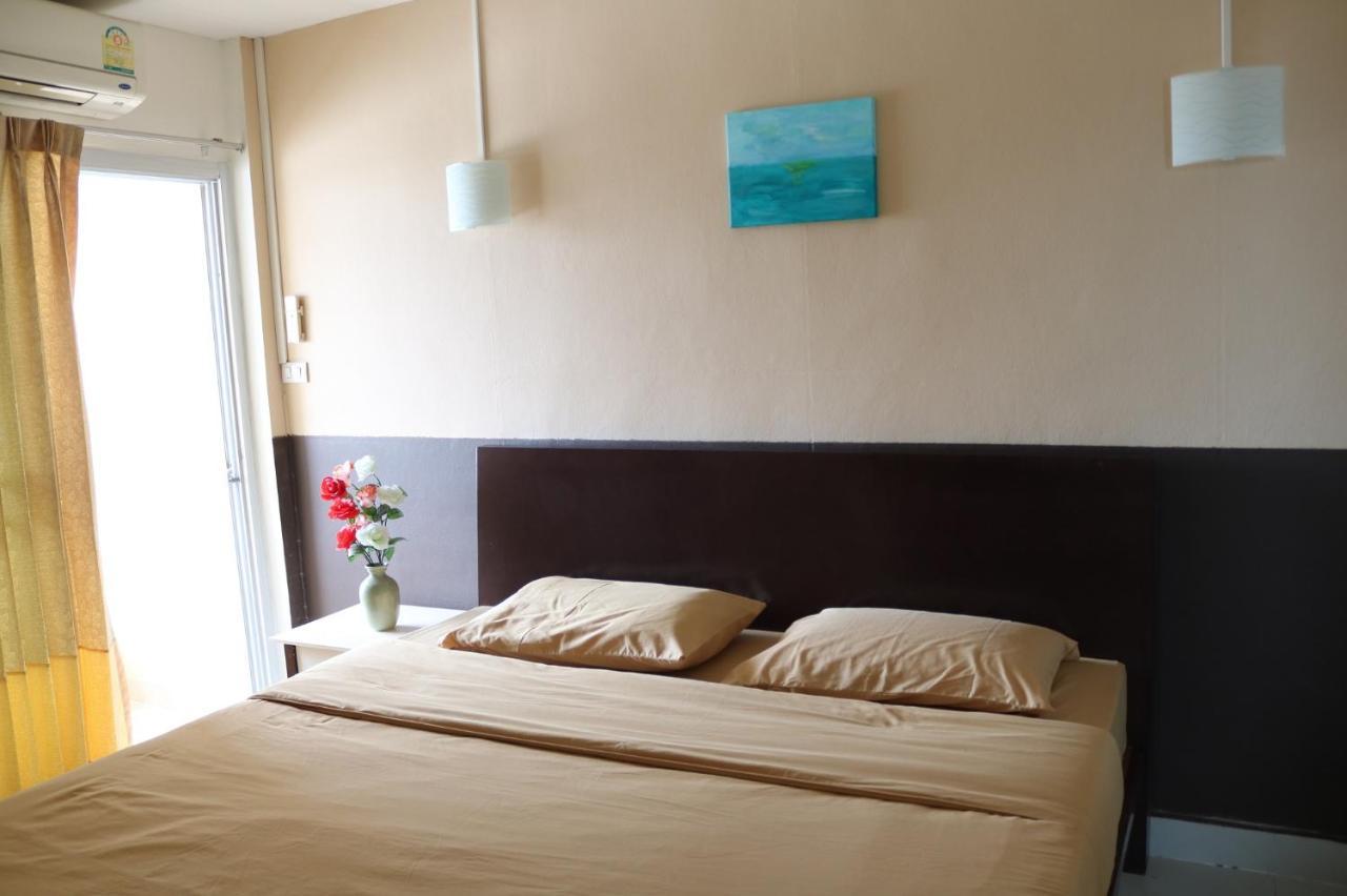 Ladapan Mansion Apartment Nonthaburi Bagian luar foto